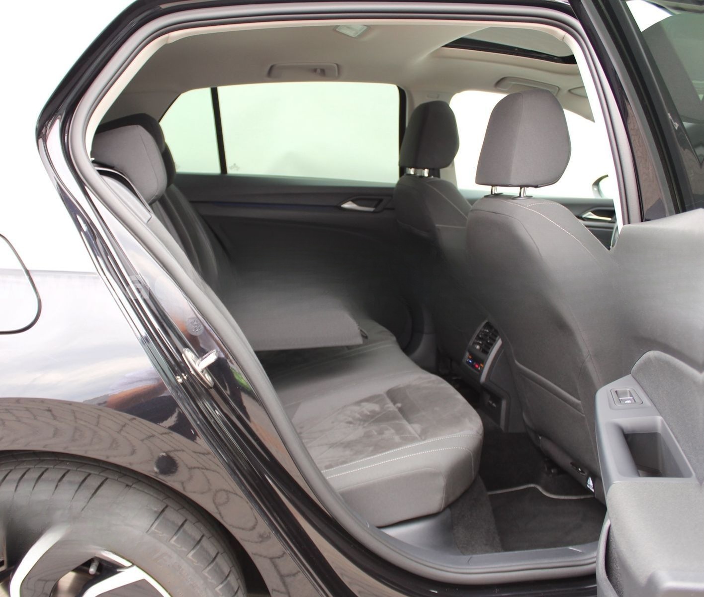 Volkswagen Golf VIII Lim. Style|MATRIX-LED|PANO|ACC|MASSAGE foto 17