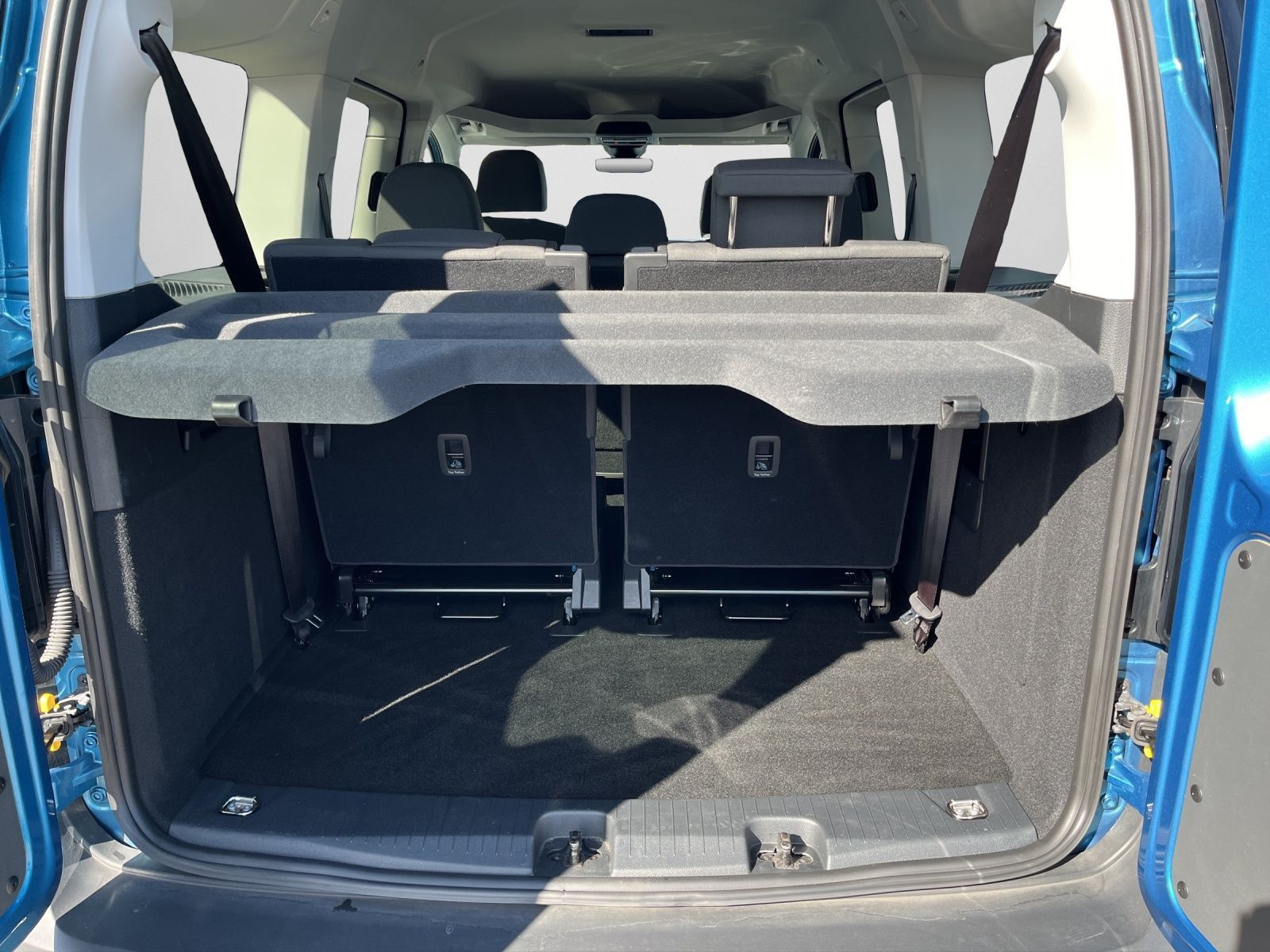 Volkswagen Caddy Maxi 1.5 TSI DSG 7-Sitzer CARPLAY RFK EPH foto 15