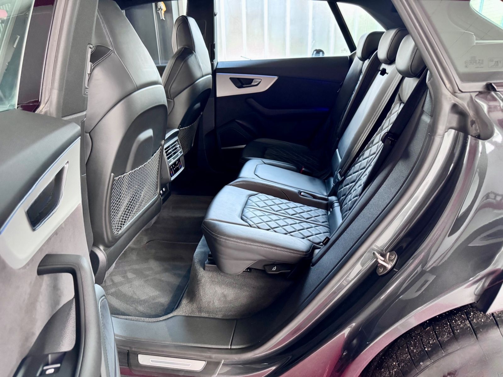 Audi SQ8 TDI Matrix 360° Raute ACC Luft B&O Keyles 22 foto 25