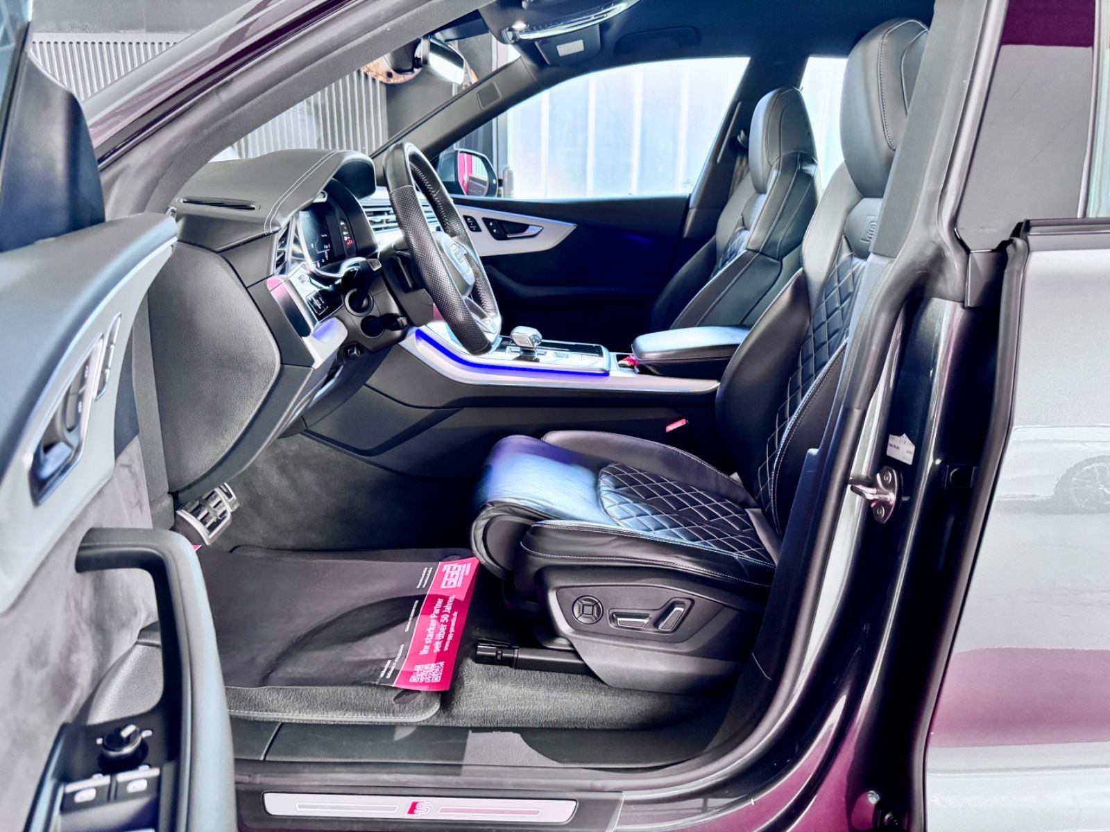 Audi SQ8 TDI Matrix 360° Raute ACC Luft B&O Keyles 22 foto 10