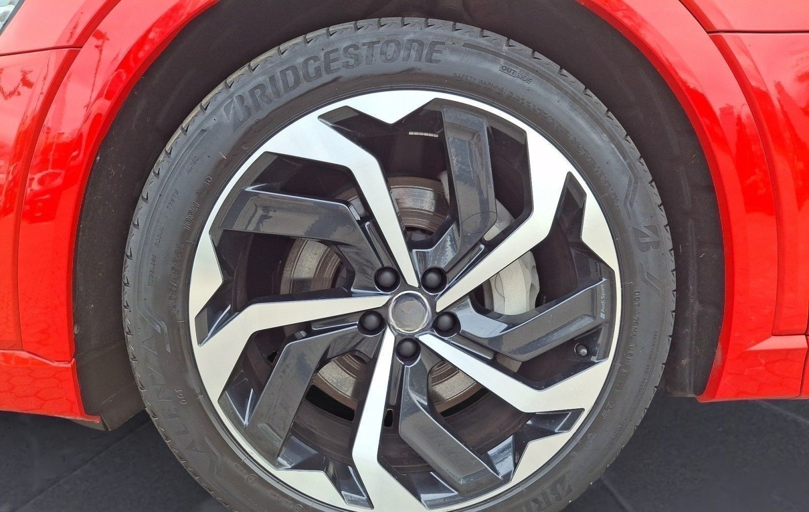 Audi e-tron S line 50 quattro 230 #AHK #HEAD-UP #ACC foto 12