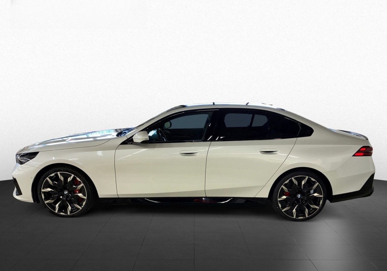 BMW 540d xD M-SportPro B&W Pano DAProf Standhzg HUD foto 10