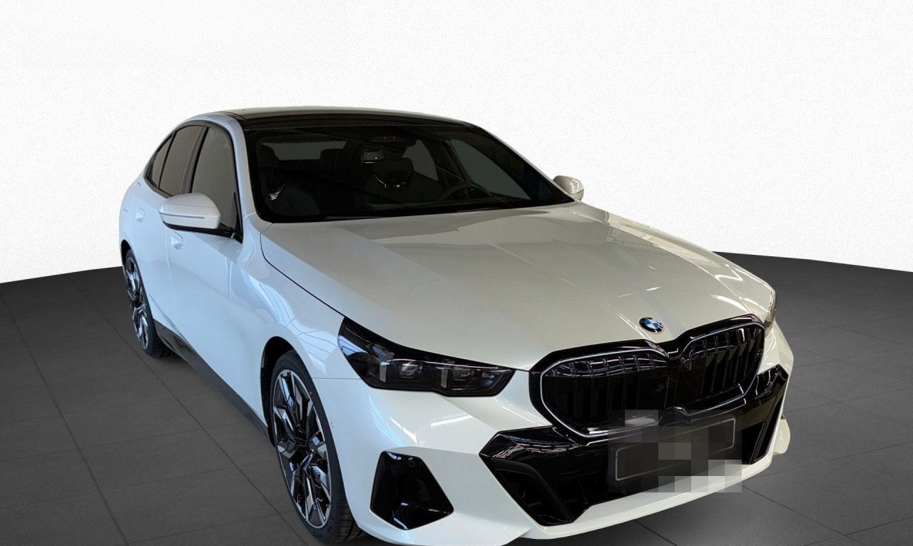 BMW 540d xD M-SportPro DAProf B&W Pano AHK Bluetooth foto 5