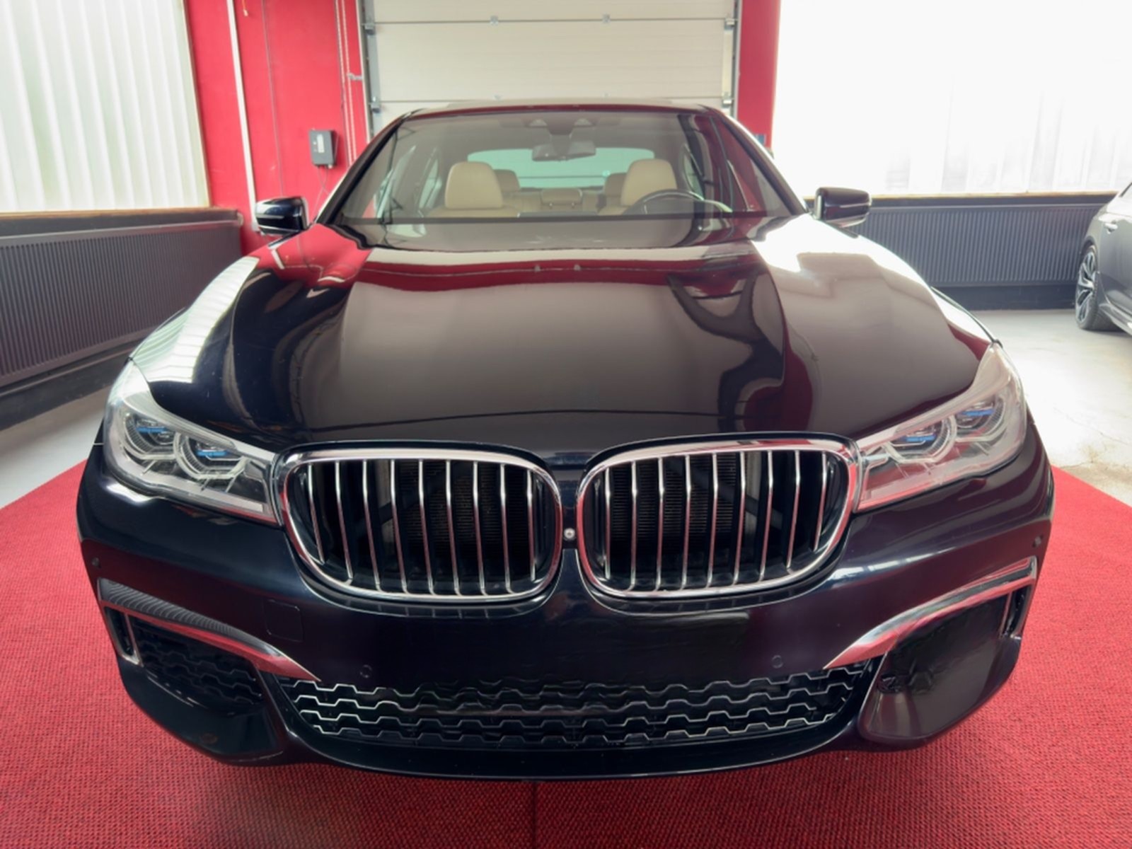 BMW 750i M Sport Laser Bowers Individual Sportabgas foto 5