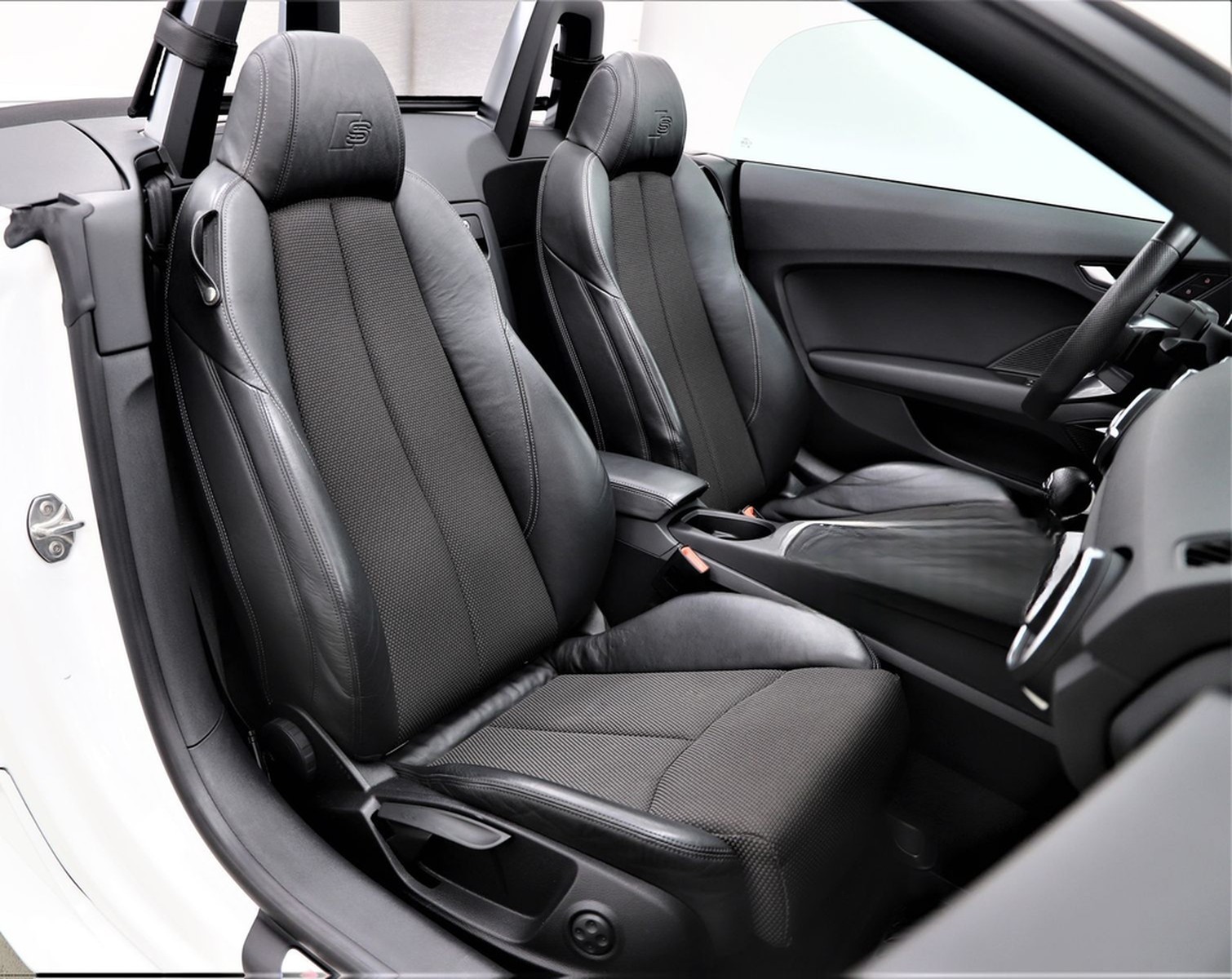 Audi TT 2.0TFSI 230PS Roadster Quattro S-Line Virtual foto 15
