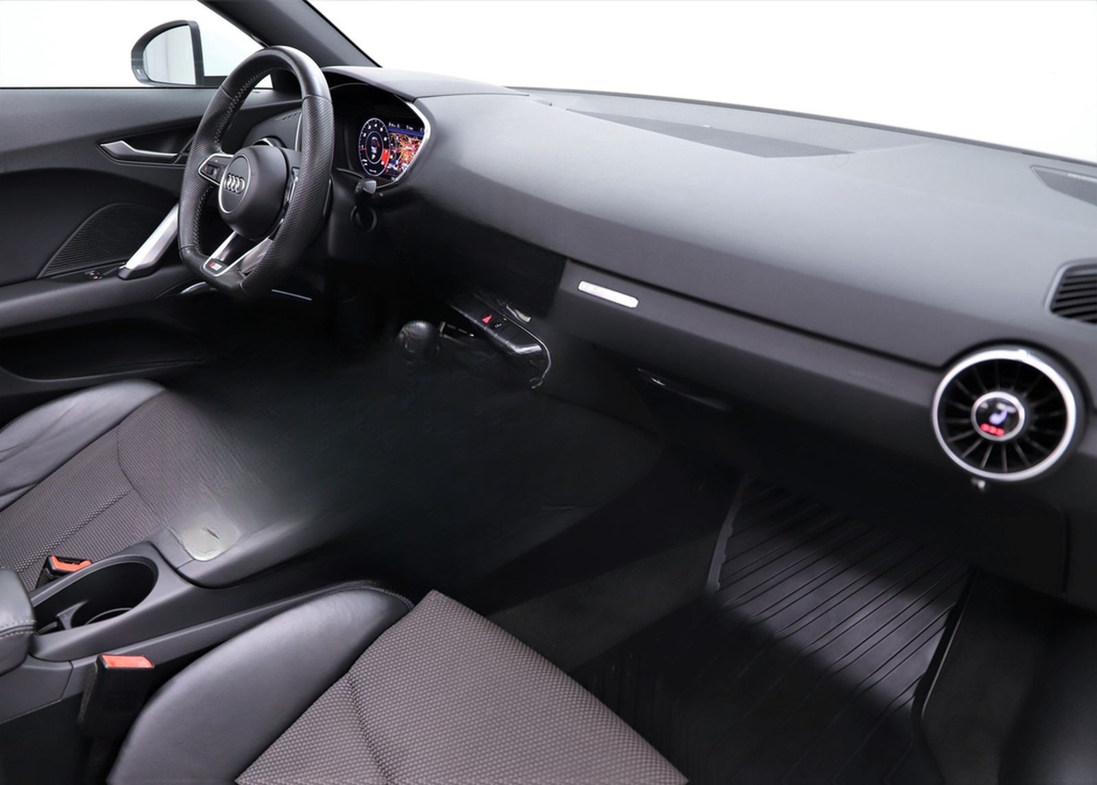 Audi TT 2.0TFSI 230PS Roadster Quattro S-Line Virtual foto 18