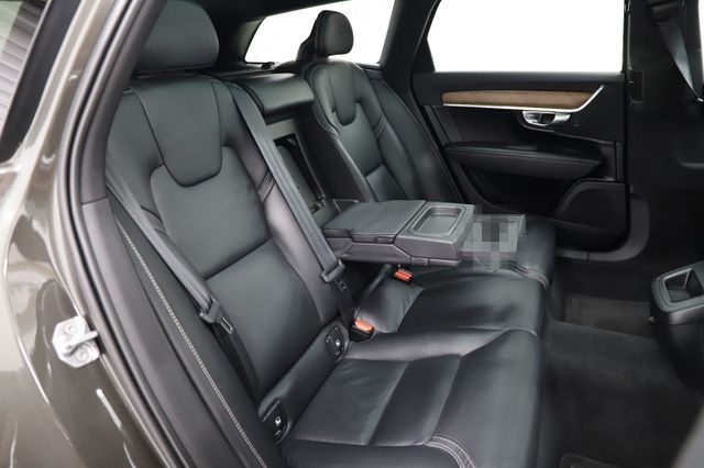 Volvo V90 2.0 T5 254PS Inscription Pano ACC LED 360° foto 11