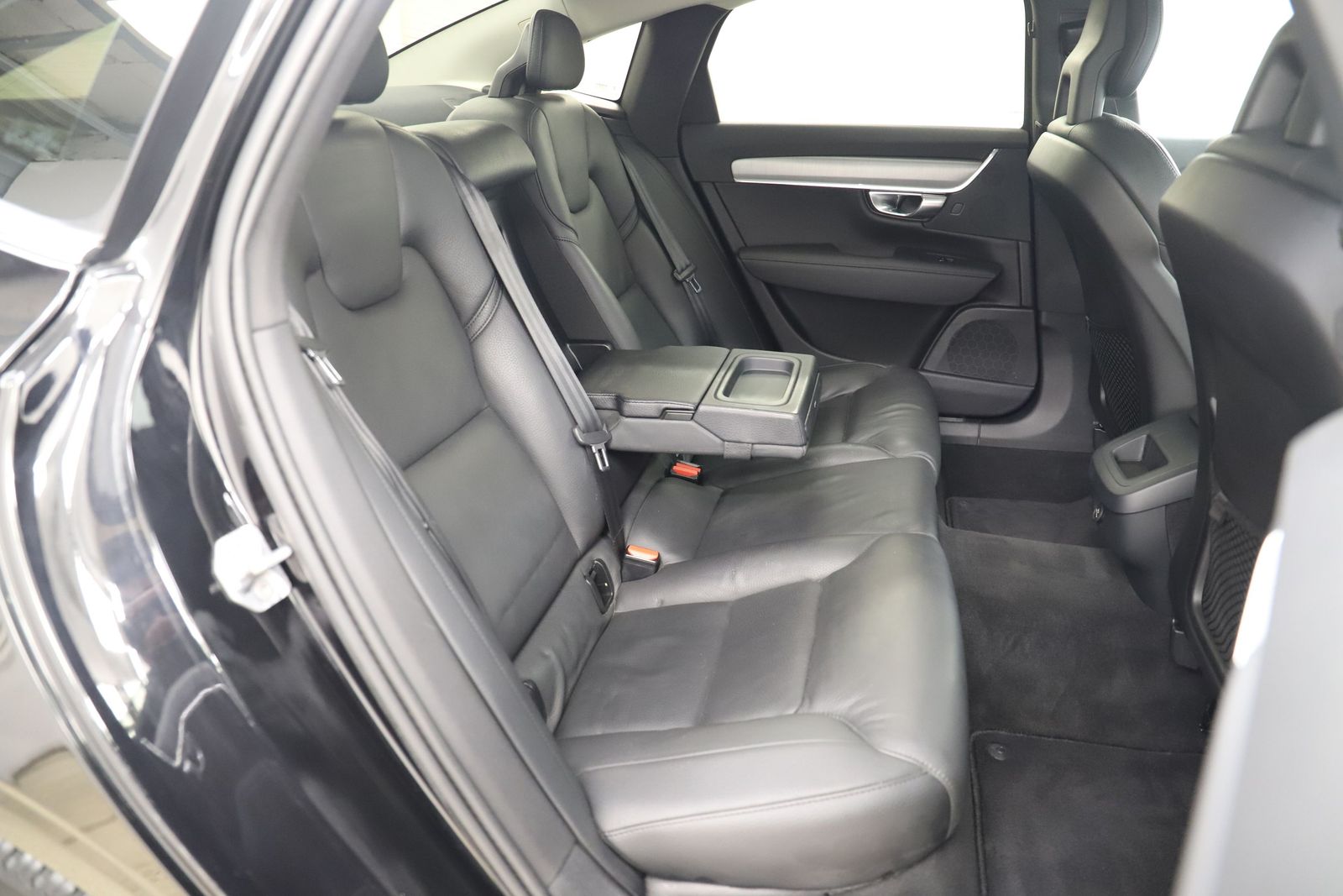 Volvo S90 2.0 T4 190PS Momentum Memory Carplay ACC  foto 12