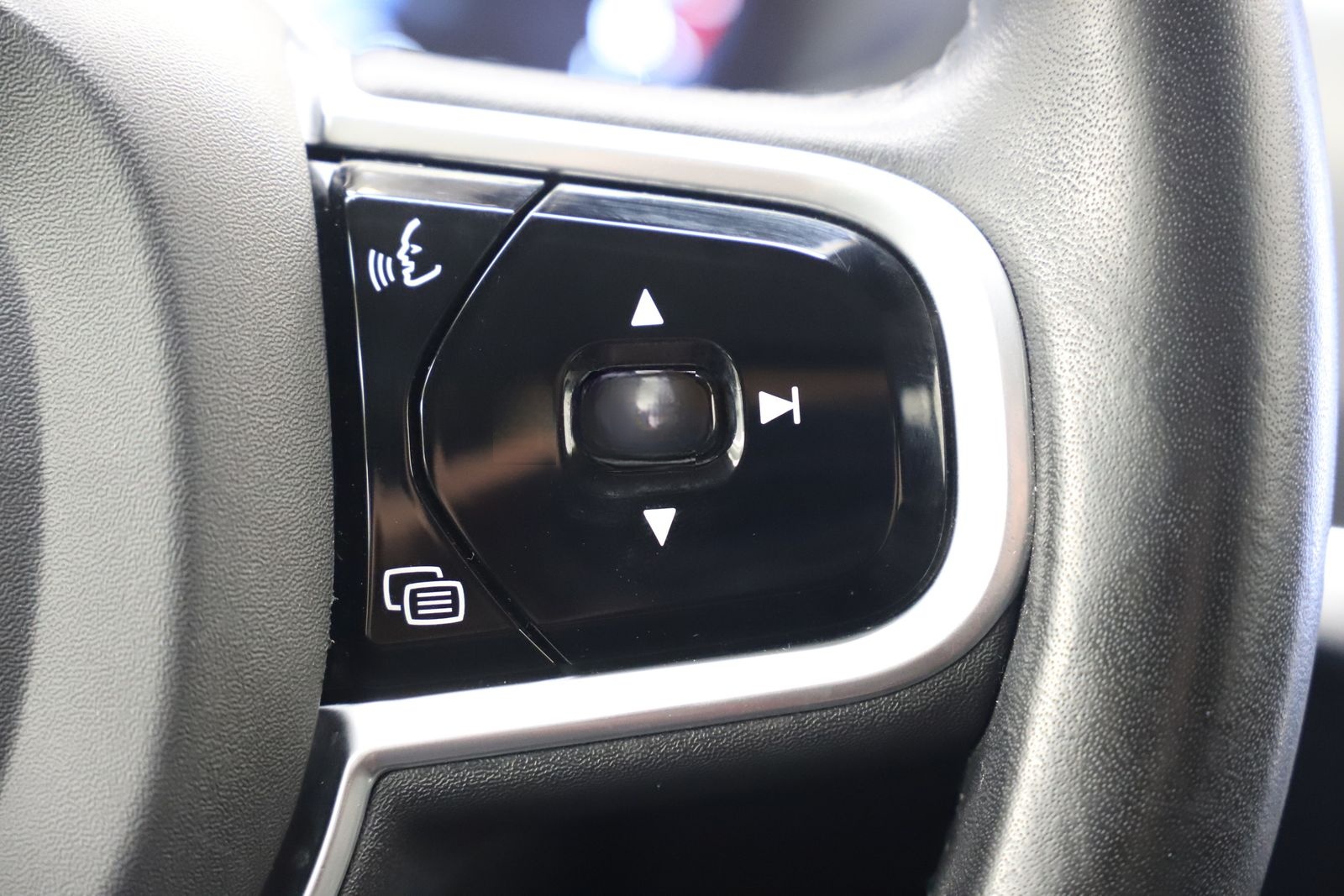 Volvo S90 2.0 T4 190PS Momentum Memory Carplay ACC  foto 23