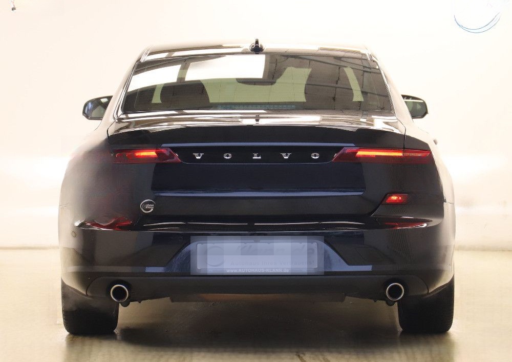 Volvo S90 2.0 T4 190PS Momentum Memory Carplay ACC  foto 8