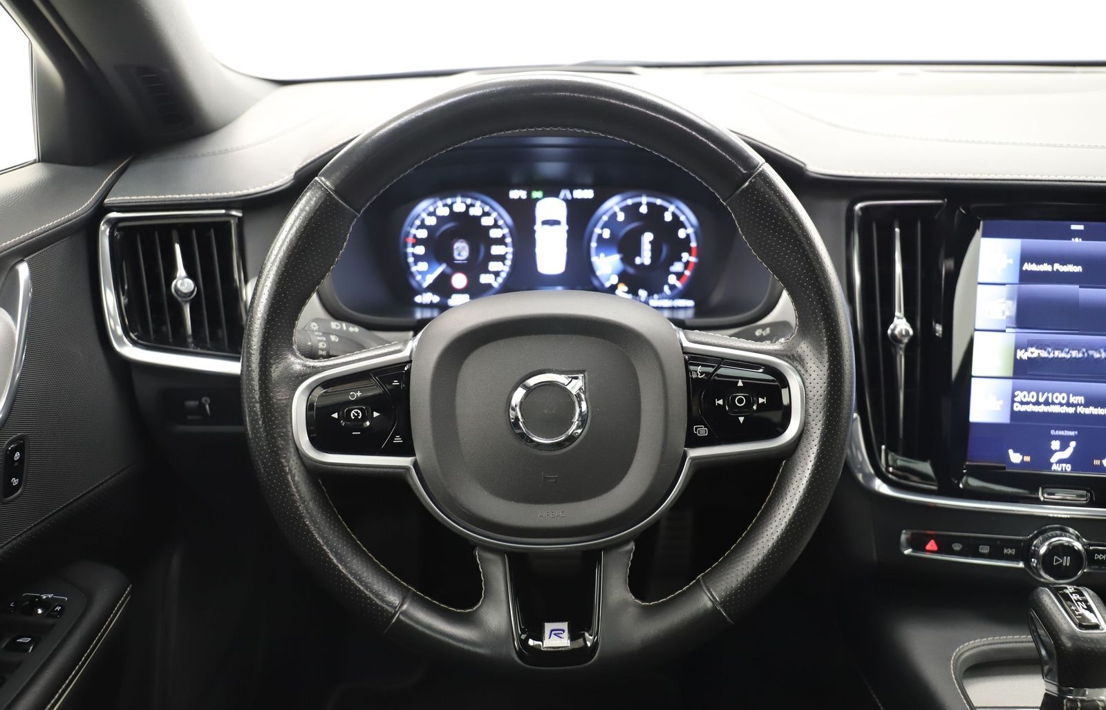 Volvo S90 2.0 T6 320PS AWD R Design HUD ACC Carplay foto 17