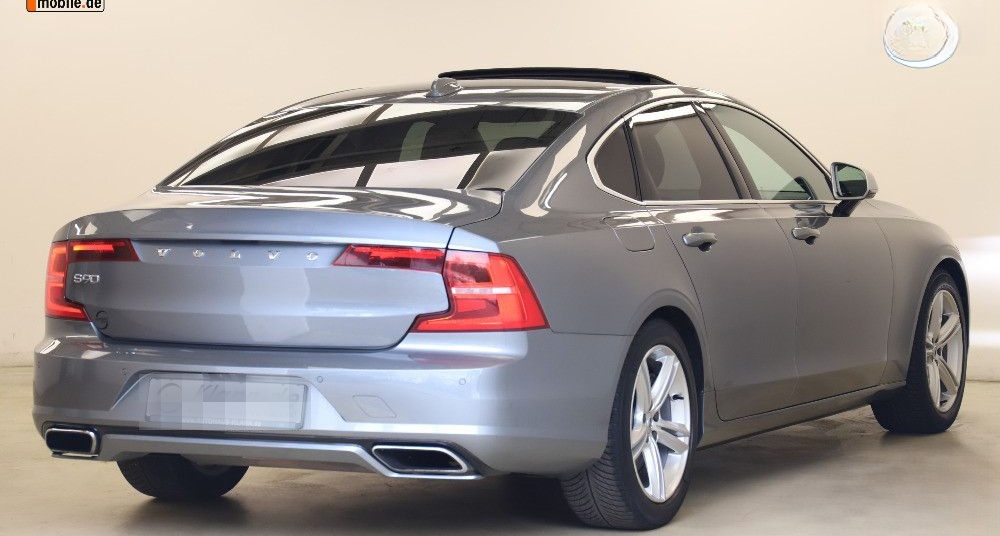 Volvo S90 2.0 T6 320PS AWD R Design HUD ACC Carplay foto 6