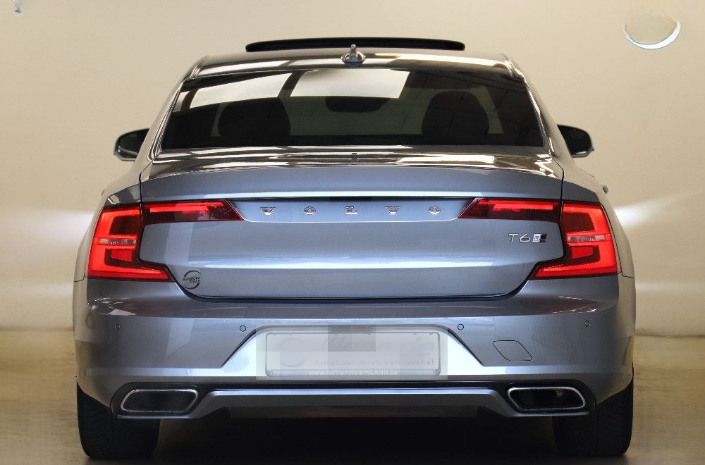 Volvo S90 2.0 T6 320PS AWD R Design HUD ACC Carplay foto 7