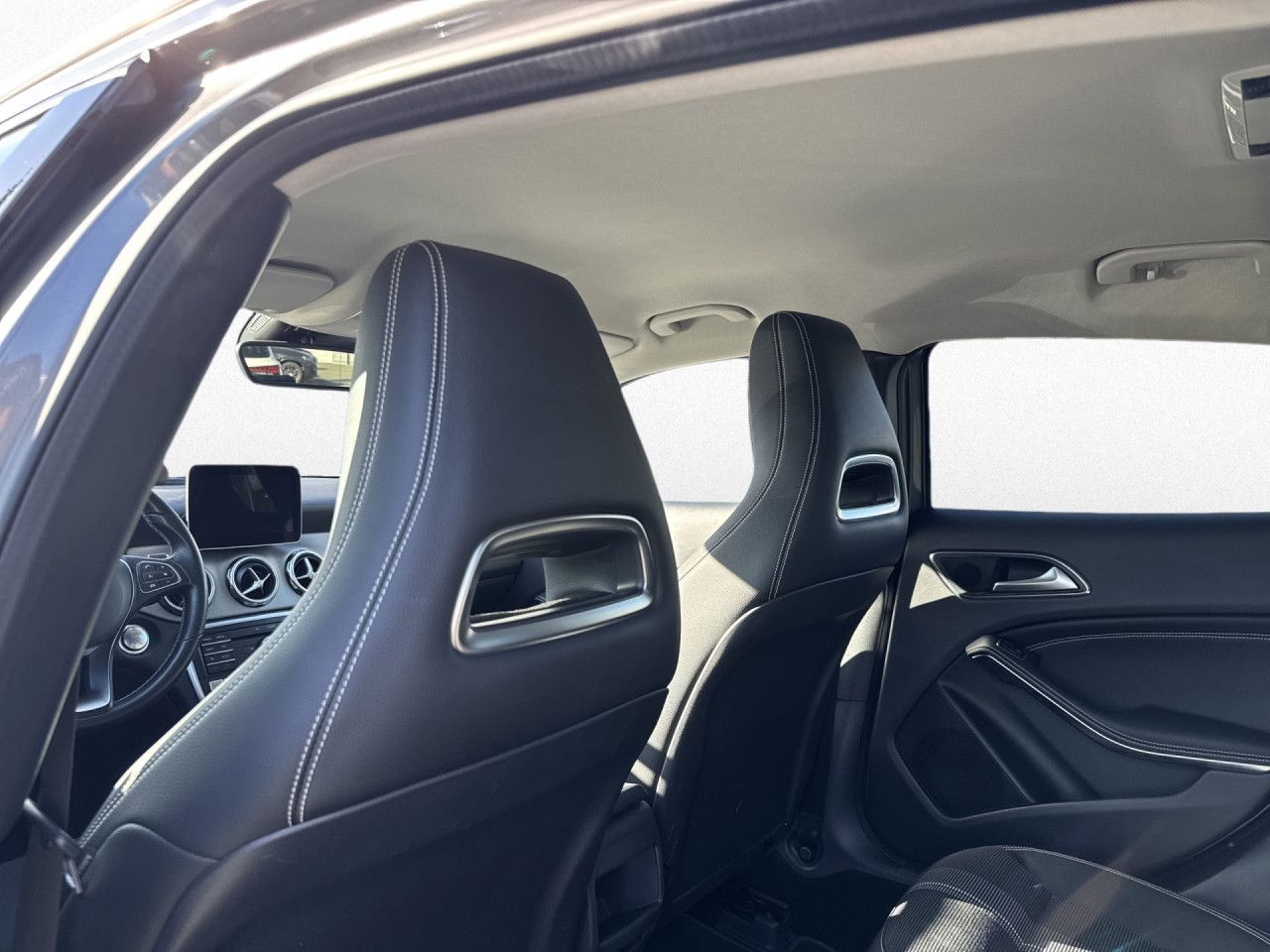 Mercedes-Benz GLA 220 4Matic AHK SHZ SpoSi MEM Bluetooth Navi foto 17