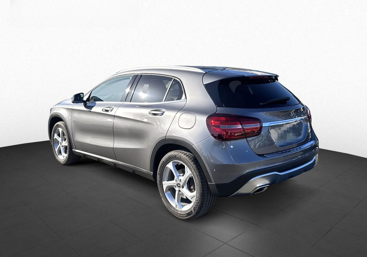 Mercedes-Benz GLA 220 4Matic AHK SHZ SpoSi MEM Bluetooth Navi foto 5