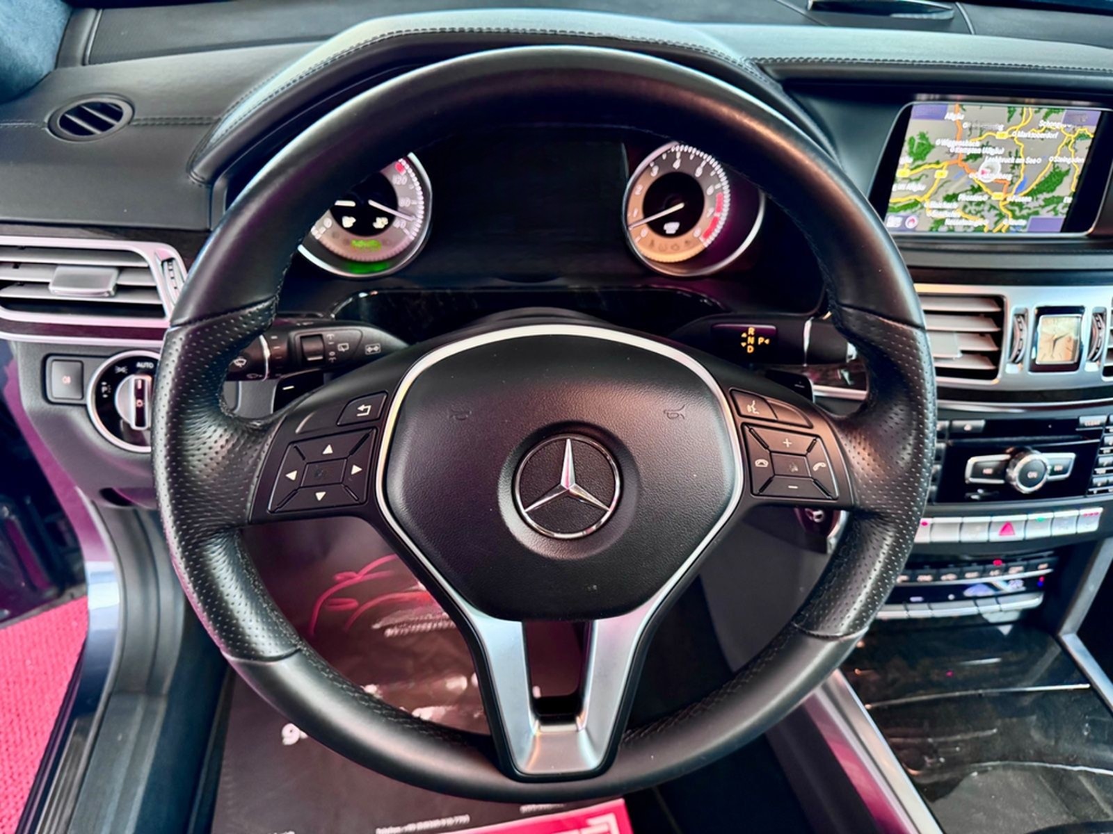 Mercedes-Benz E 500 T 4Matic Distronic Airmatic Pano 360° foto 18