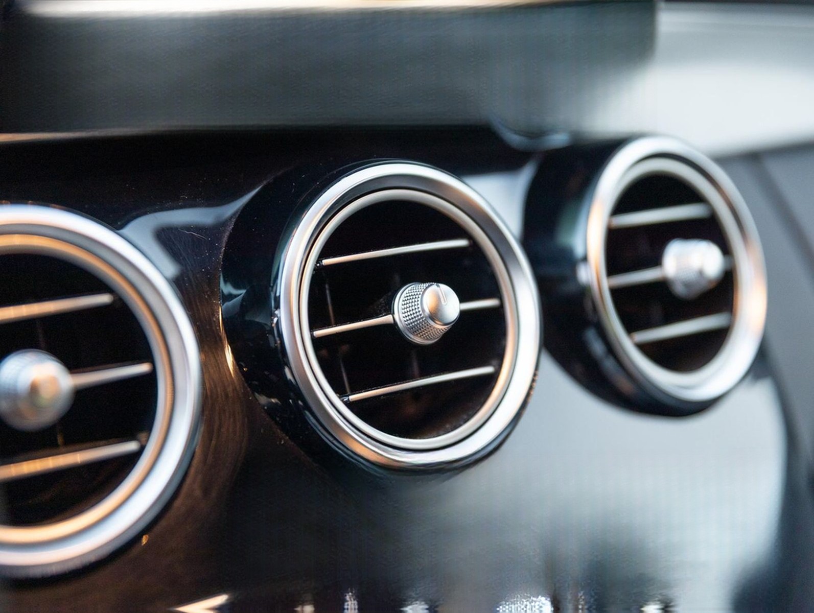 Mercedes-Benz C450/C 43 T AMG 4Matic/BURM./COMAND/HEAD-UP/LED foto 36