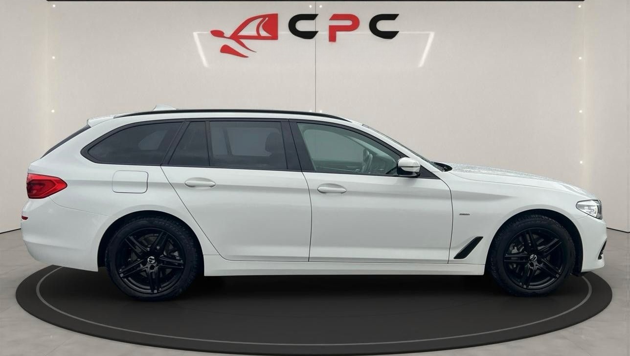 BMW 530 5 Touring 530 i Sport Line foto 6