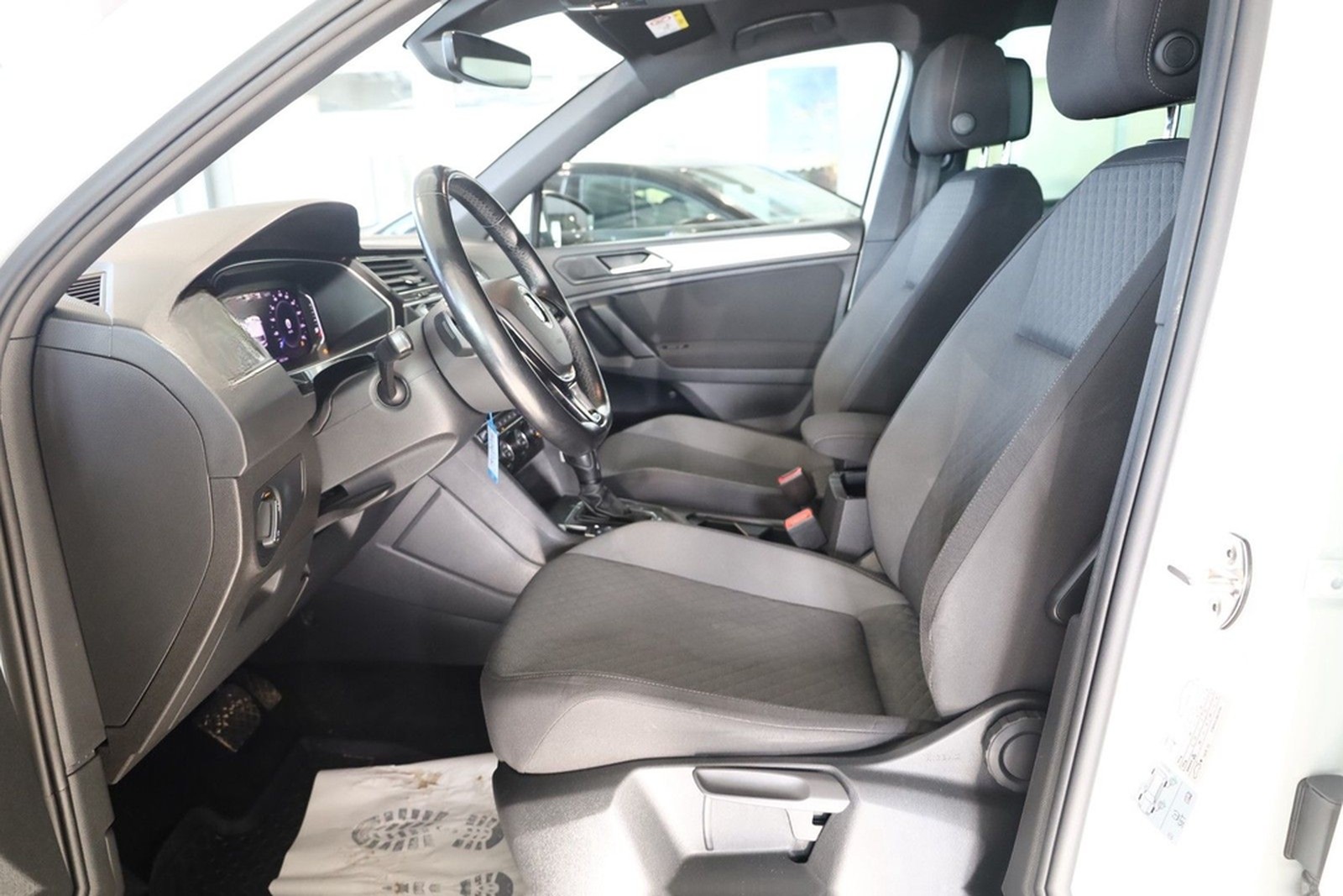 Volkswagen Tiguan 2.0 TSi 4Motion Standheizung* foto 11