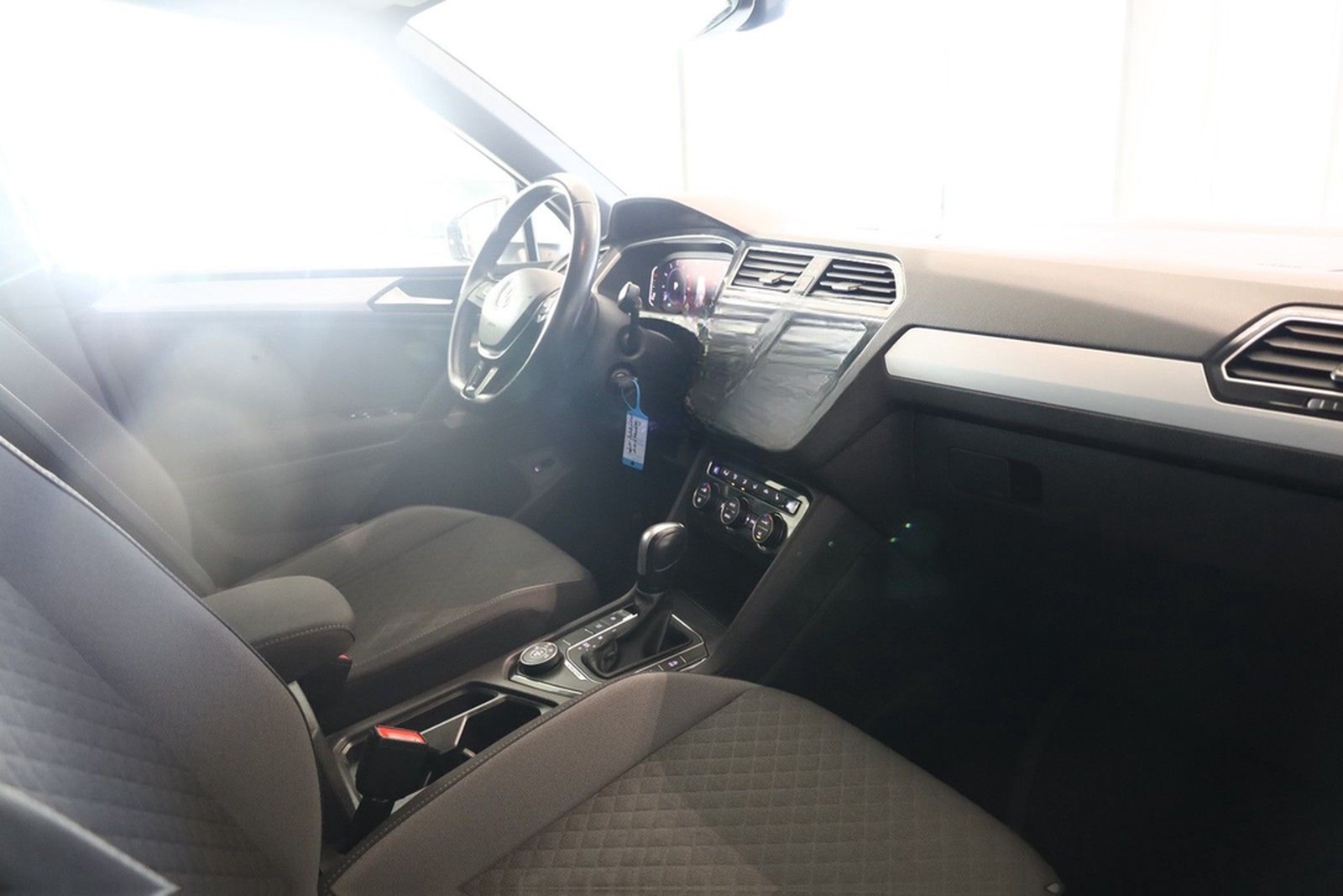 Volkswagen Tiguan 2.0 TSi 4Motion Standheizung* foto 13