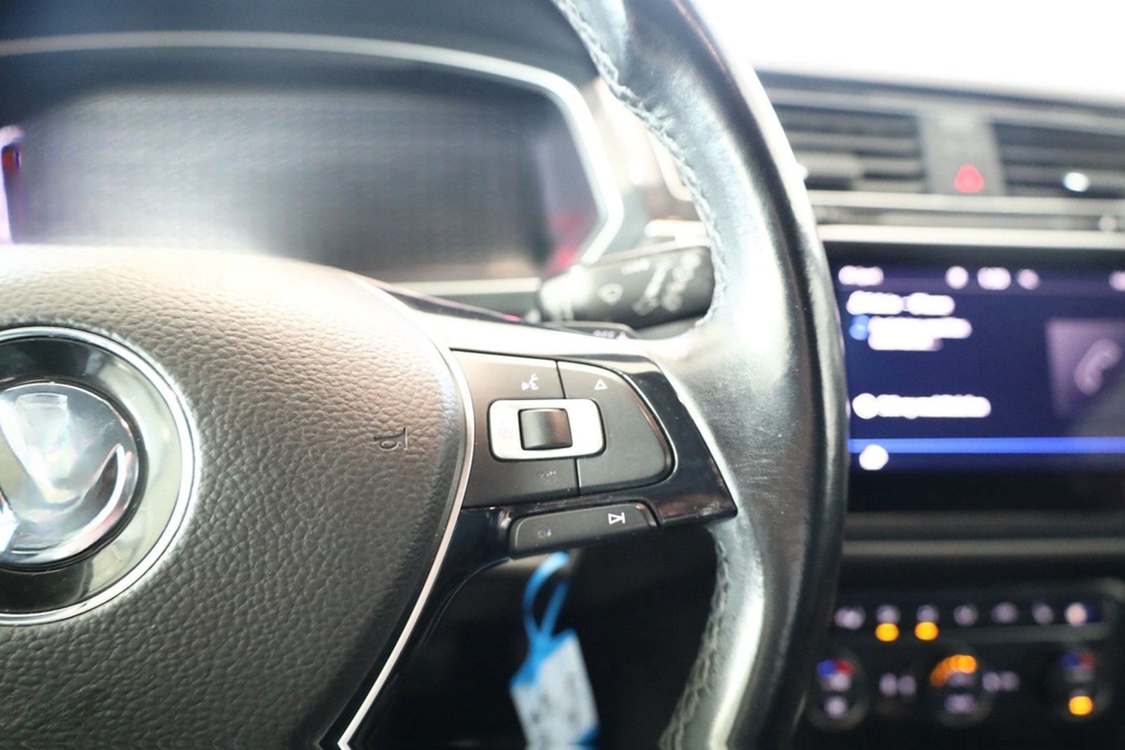 Volkswagen Tiguan 2.0 TSi 4Motion Standheizung* foto 19