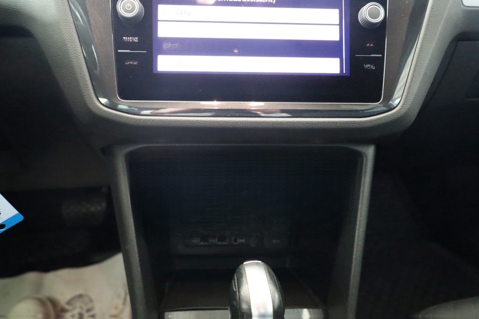 Volkswagen Tiguan 2.0 TSi 4Motion Standheizung* foto 26