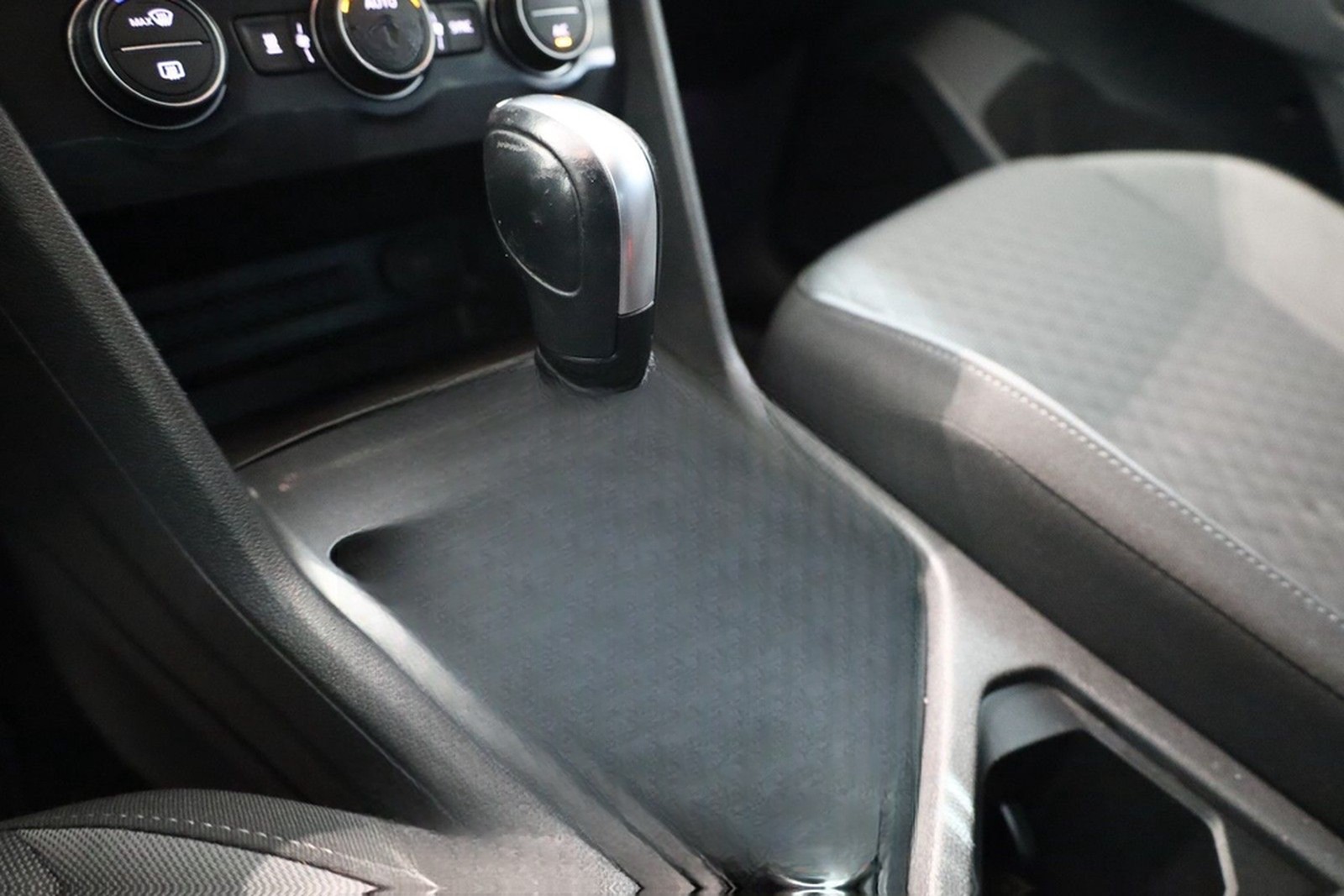 Volkswagen Tiguan 2.0 TSi 4Motion Standheizung* foto 27