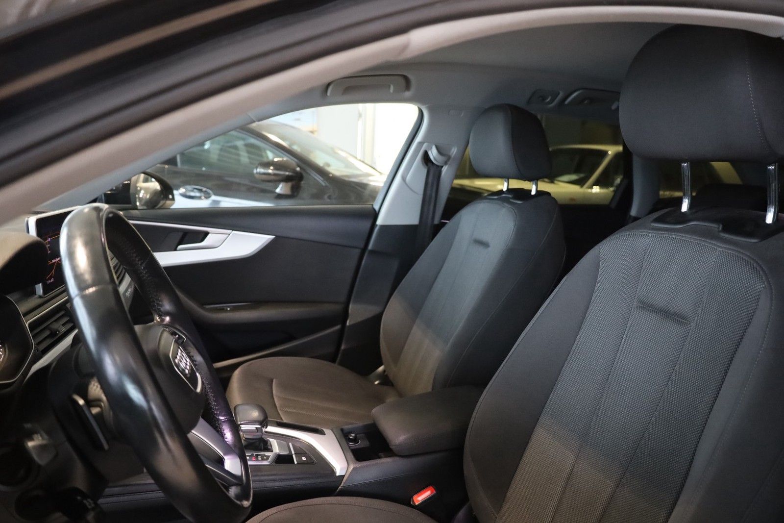 Audi A4 Allroad quattro Anhängerkupplung foto 16