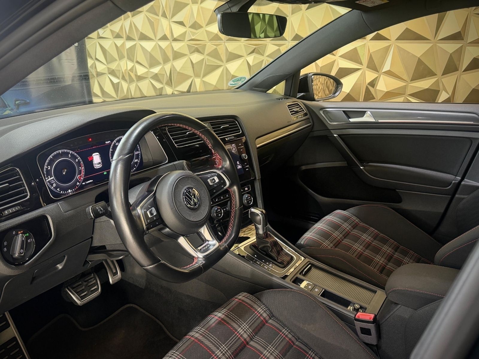 Volkswagen GTI Performance BMT|DSG|VIRTUAL|NAVI| foto 2