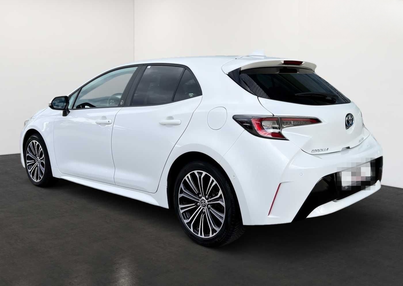 Toyota Corolla 1.8 Hybrid Team Deutschland KAMERA SHZ foto 2