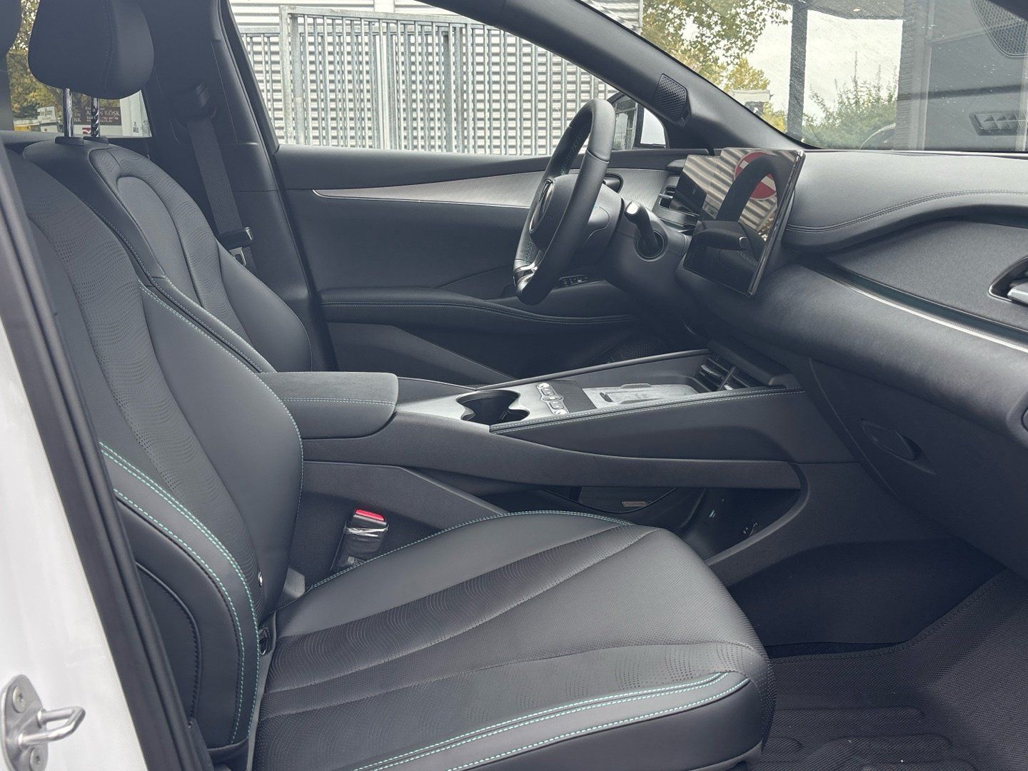 BYD SEAL 6 DM-i Boost foto 12