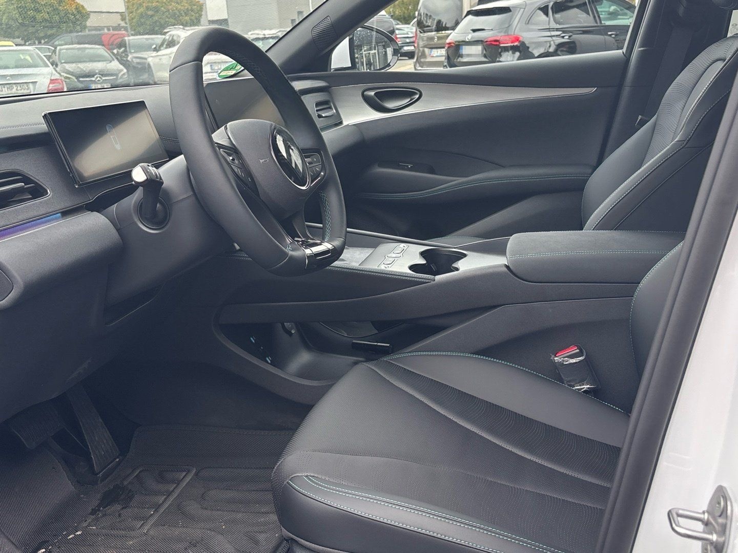 BYD SEAL 6 DM-i Boost foto 9