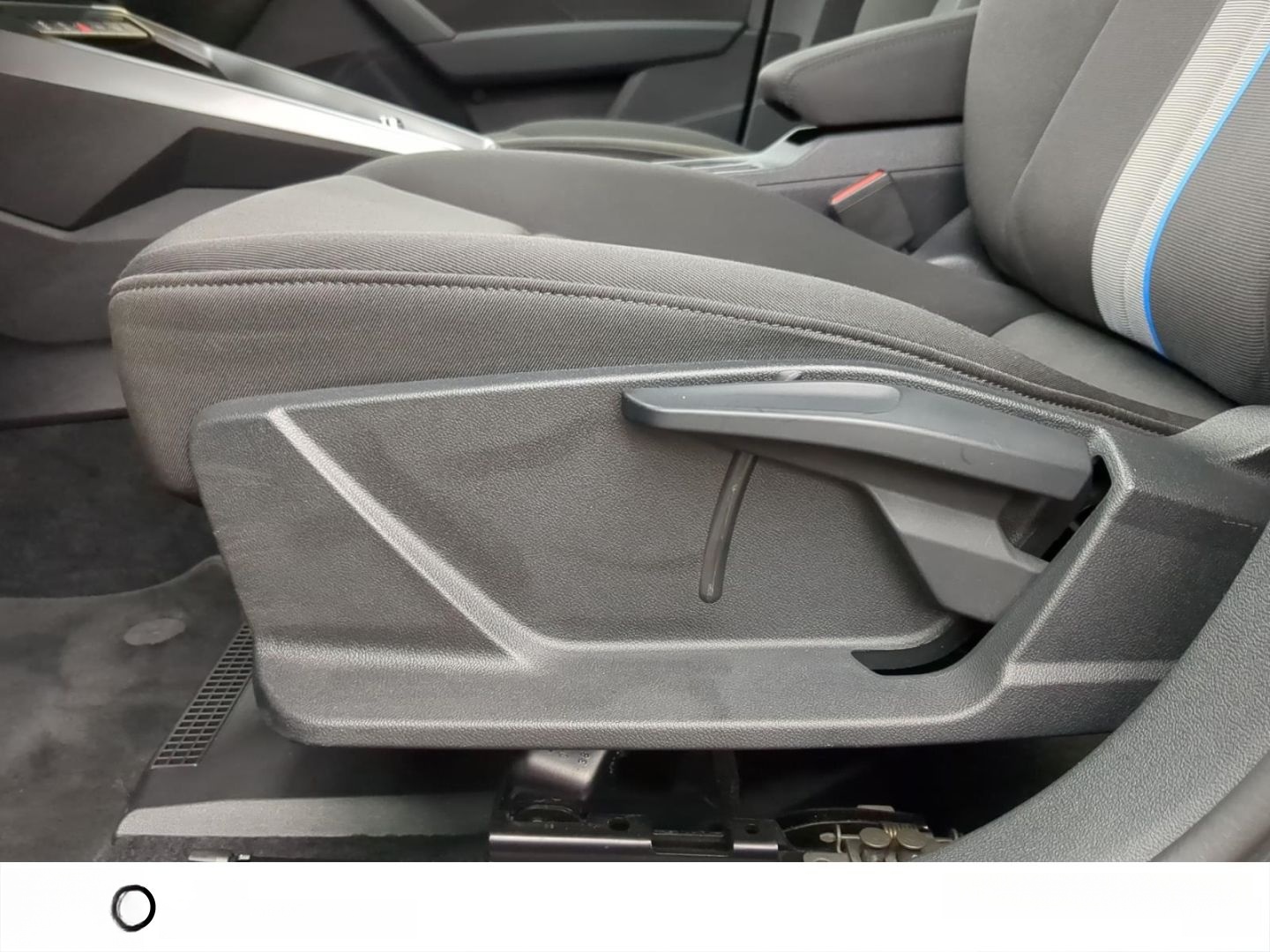 Audi A3 Sportback 30 TFSI Navi LED virtual APS Plus foto 13