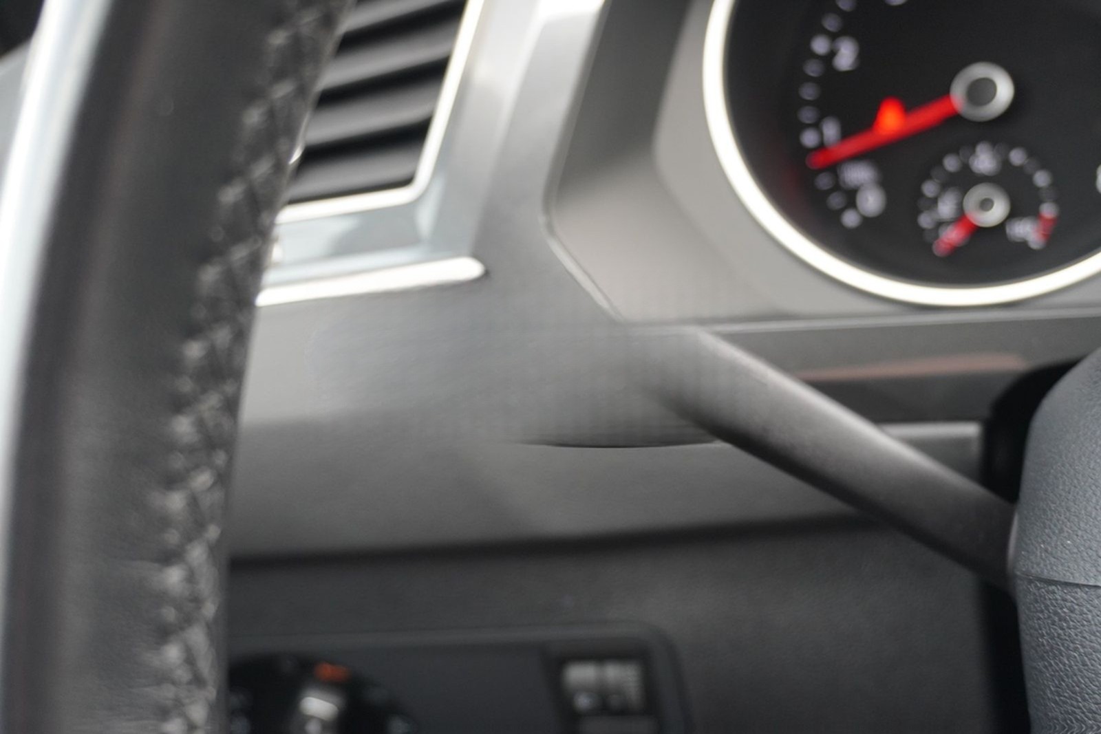 Volkswagen Tiguan 1.4  TSI Kamera Tempomat Sitzheizung AHK foto 17