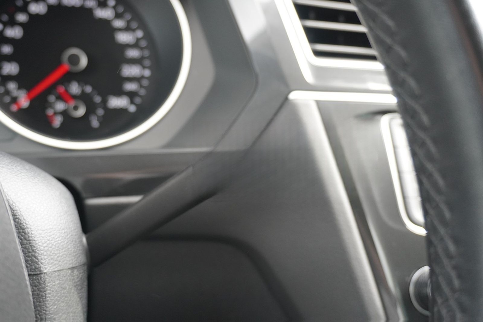 Volkswagen Tiguan 1.4  TSI Kamera Tempomat Sitzheizung AHK foto 18