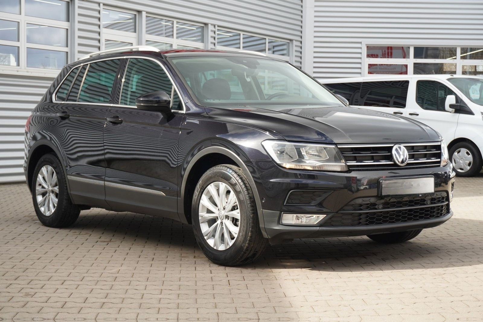 Volkswagen Tiguan 1.4  TSI Kamera Tempomat Sitzheizung AHK foto 4