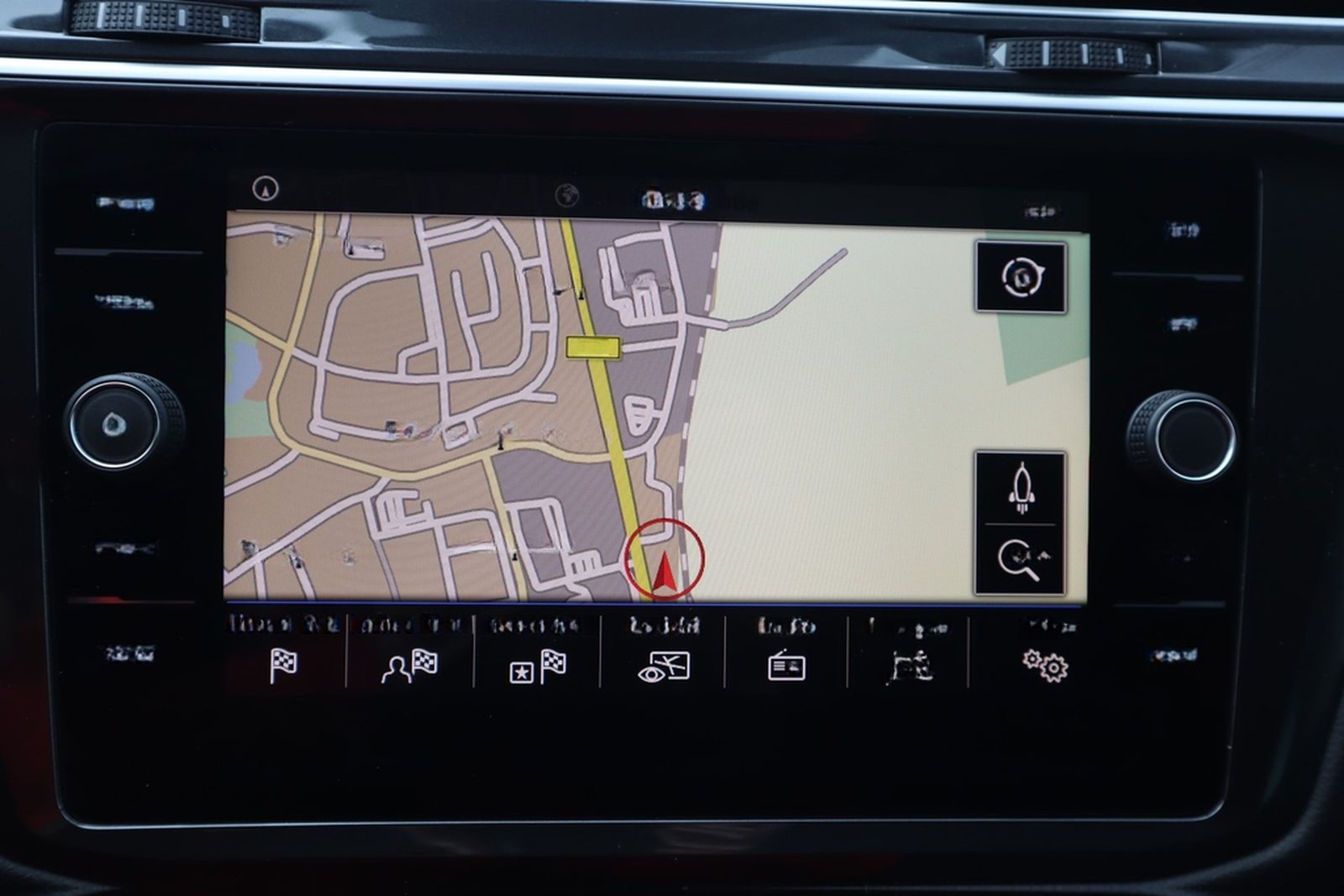 Volkswagen Tiguan 1.5 TSI AAC LED SHZ Navi ErgoActiv ACC Al foto 25
