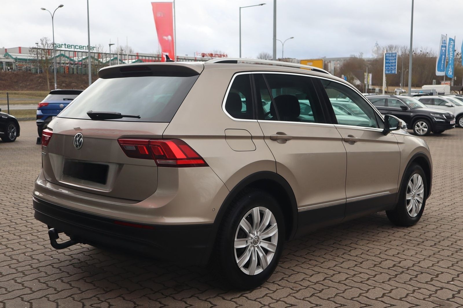 Volkswagen Tiguan 1.5 TSI AAC LED SHZ Navi ErgoActiv ACC Al foto 5