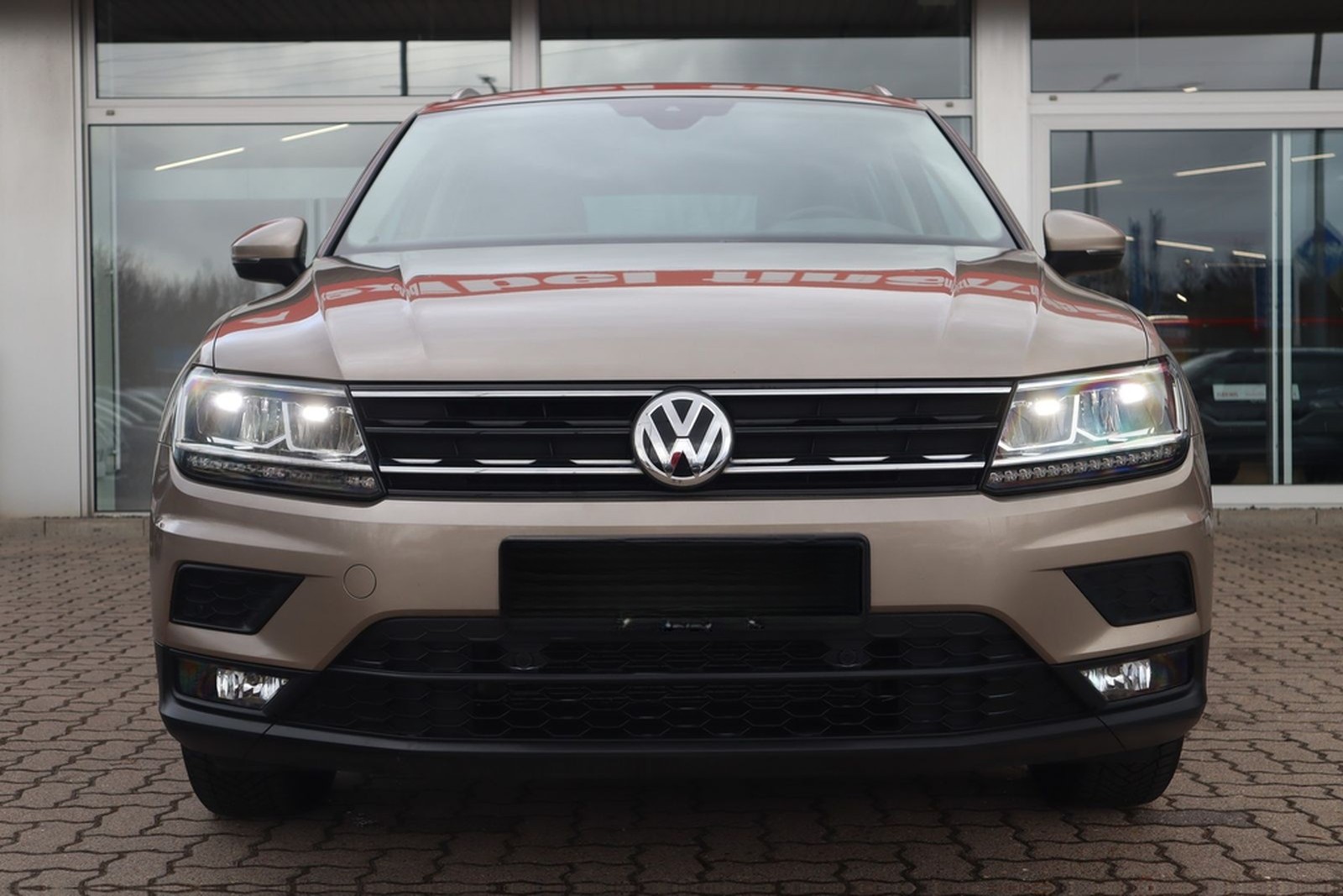 Volkswagen Tiguan 1.5 TSI AAC LED SHZ Navi ErgoActiv ACC Al foto 7