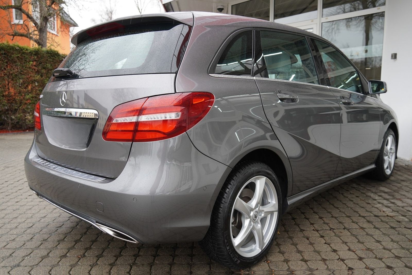 Mercedes-Benz B220 Urban 4Matic LED Navi Totwinkel Kamera SHZ foto 6