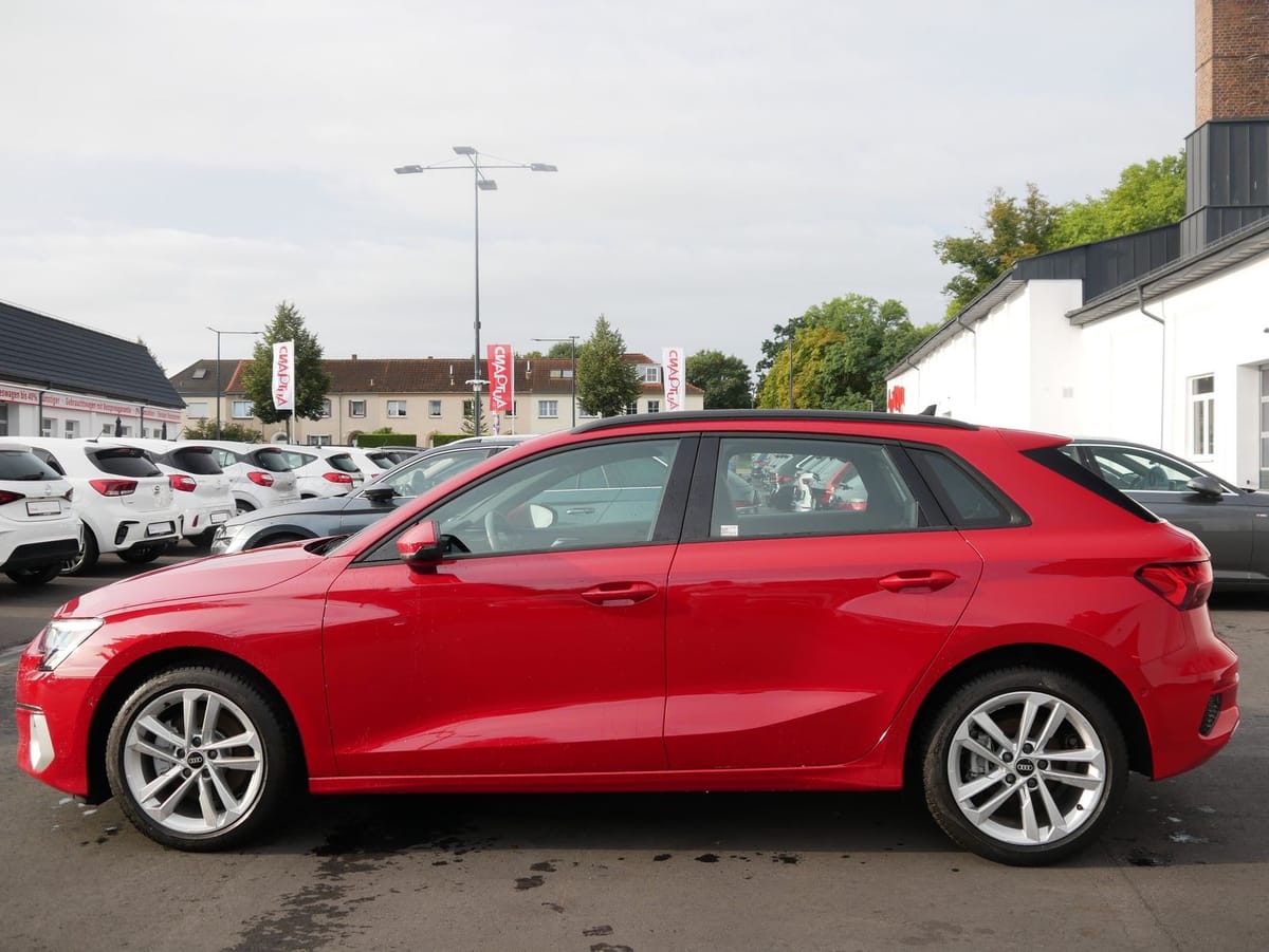 Audi A3 Sportback 35 TFSI S-Line LED Navi Sitzheizung foto 2