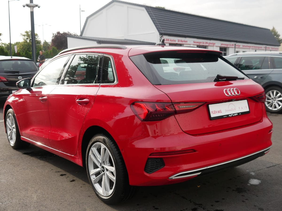 Audi A3 Sportback 35 TFSI S-Line LED Navi Sitzheizung foto 3
