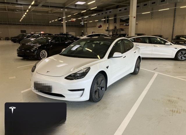 Tesla Model 3 Rear-Wheel Drive foto 2