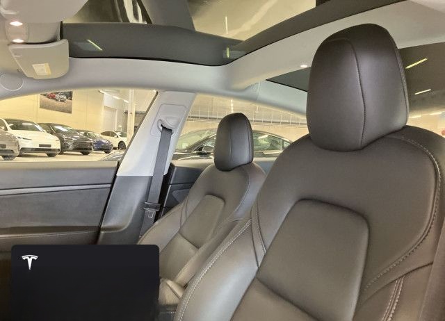 Tesla Model 3 Rear-Wheel Drive foto 10