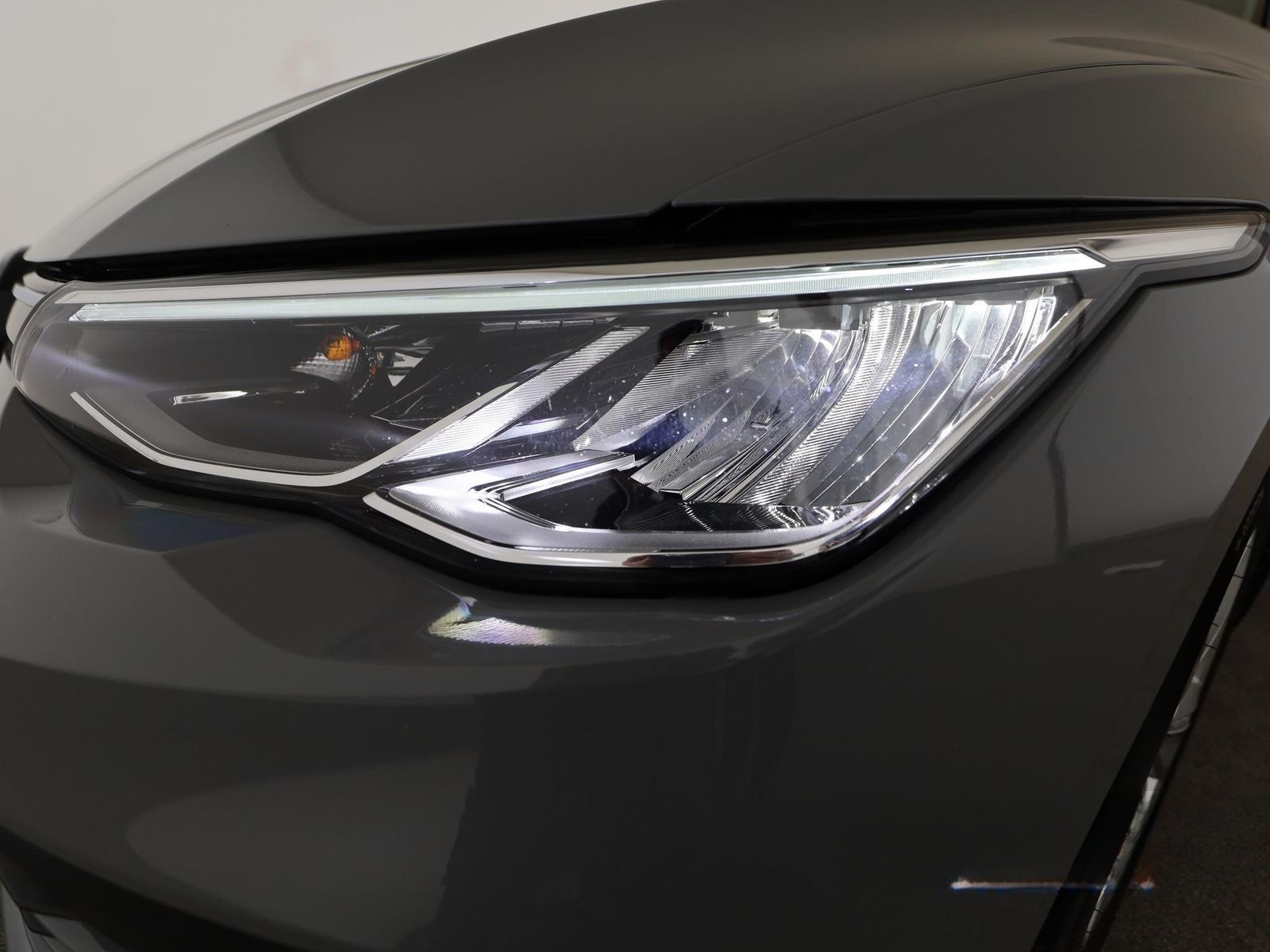 Volkswagen Golf VIII Variant 2.0 TDI Life DSG+ACC+LED+GJR foto 13