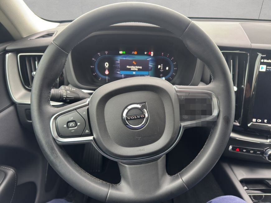 Volvo XC60 B4 Aut BLIS PilotAssist Voll-LED Google-Map foto 8