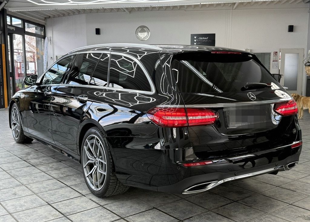 Mercedes-Benz E 220 T d AMG-Line, LED, Leder, 360°, DAB, MBUX foto 2