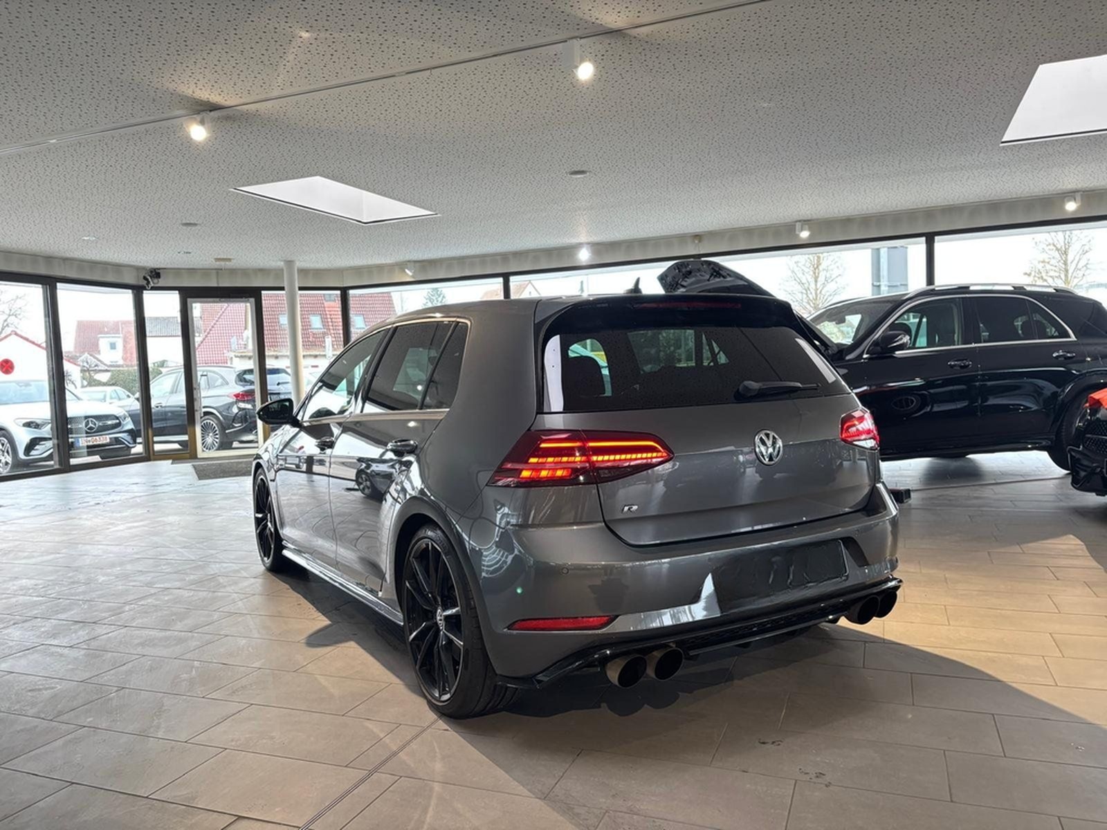 Volkswagen Golf VII R APR Abgasan./DSG/DigiTacho/Pano/Sound foto 2