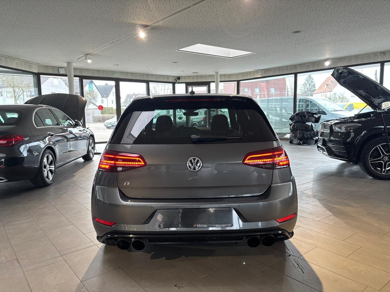 Volkswagen Golf VII R APR Abgasan./DSG/DigiTacho/Pano/Sound foto 4