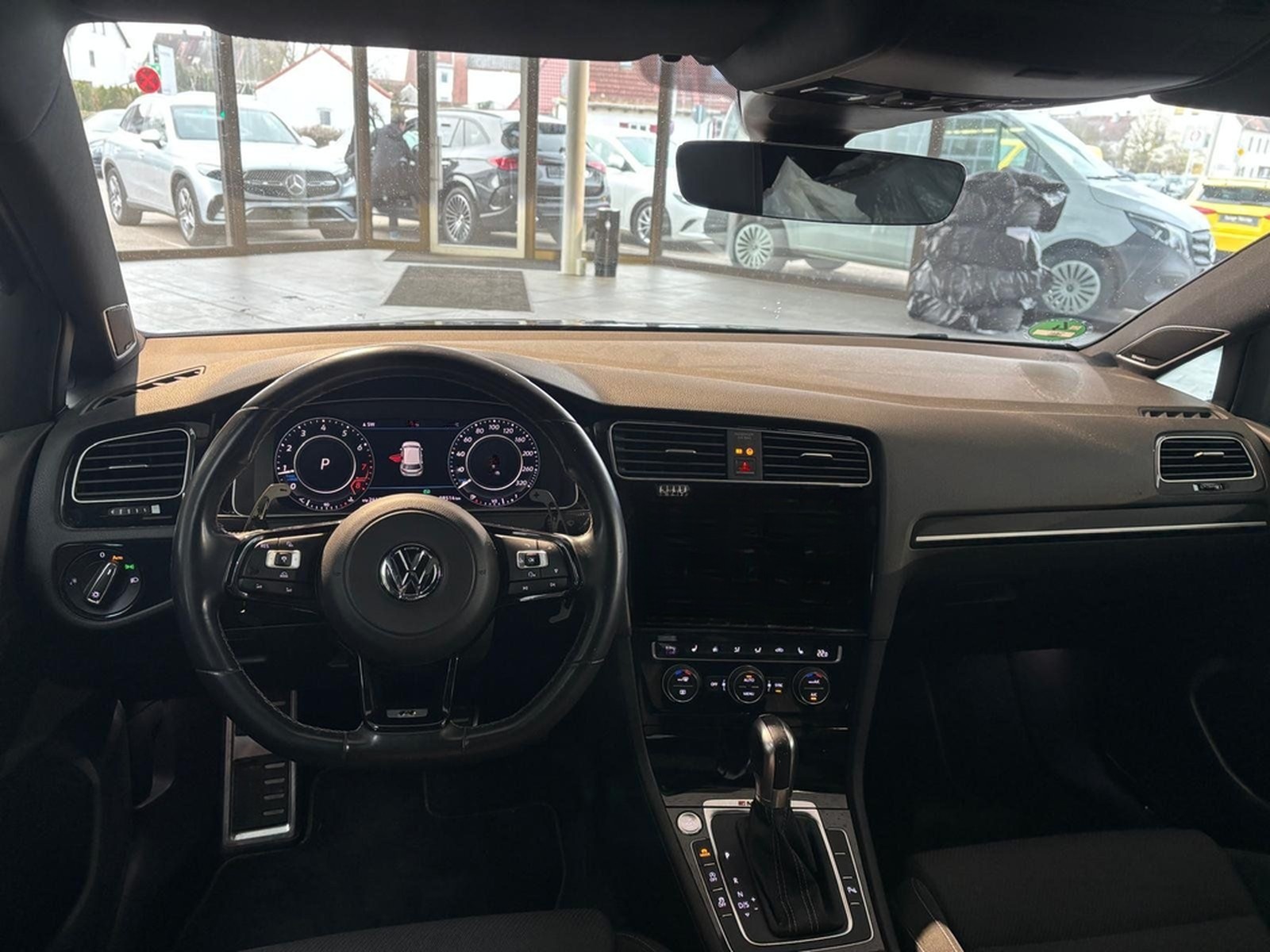 Volkswagen Golf VII R APR Abgasan./DSG/DigiTacho/Pano/Sound foto 7
